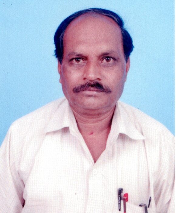 Shri R V Phadnis
